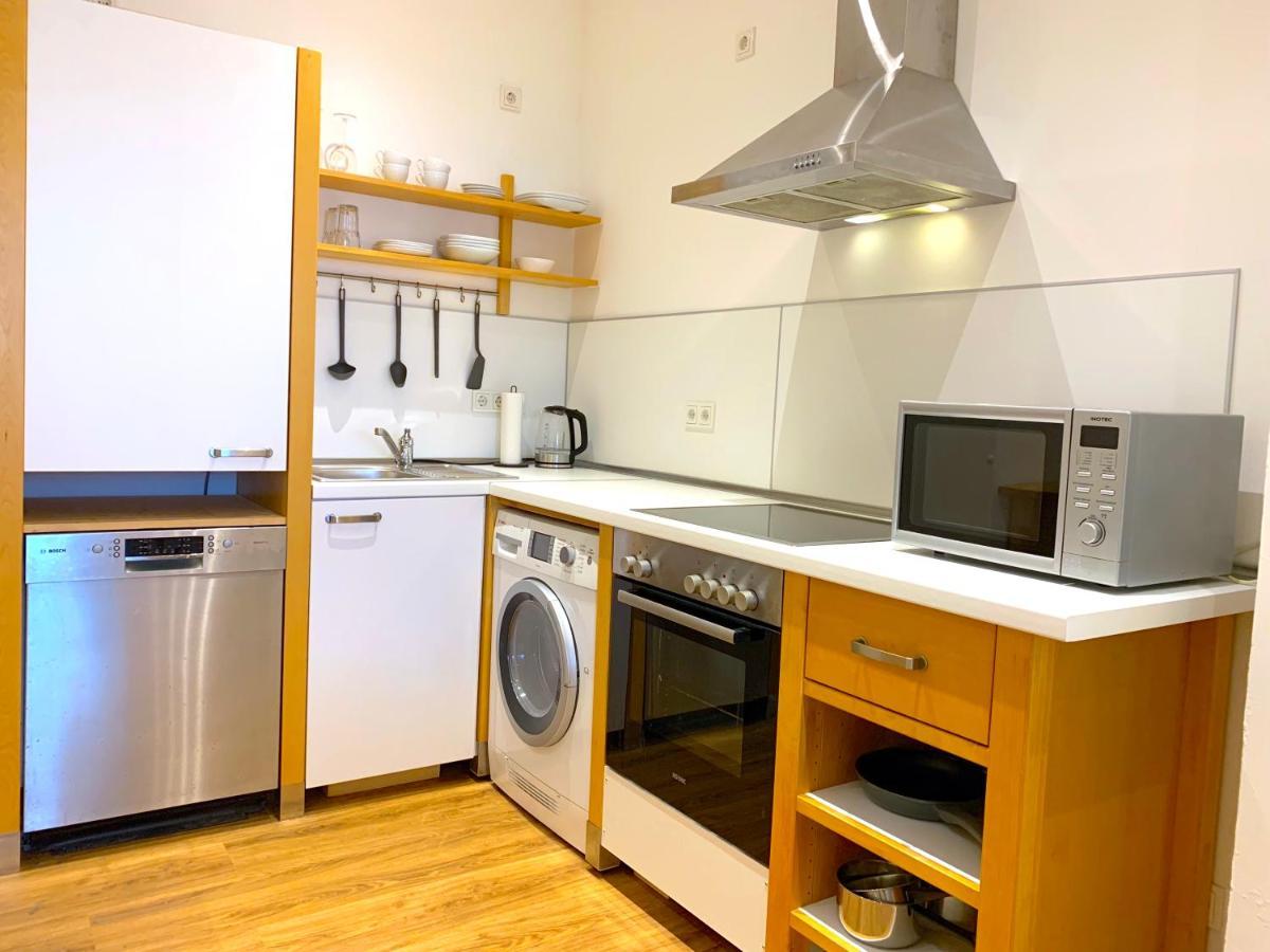 Alles Komplett - 2 Schlafzimmer, Grosse Kueche, Bad Koln Bagian luar foto