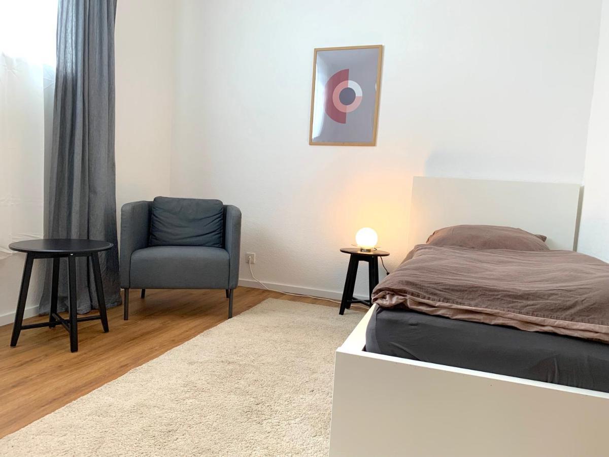 Alles Komplett - 2 Schlafzimmer, Grosse Kueche, Bad Koln Bagian luar foto