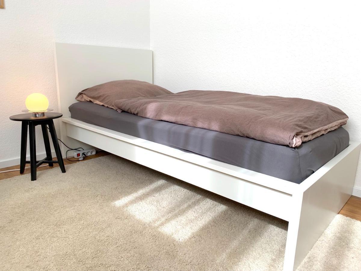 Alles Komplett - 2 Schlafzimmer, Grosse Kueche, Bad Koln Bagian luar foto