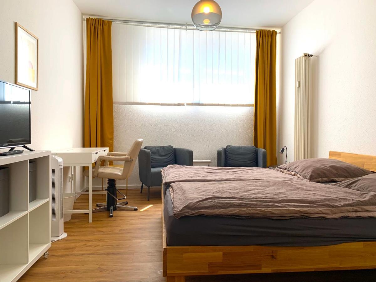 Alles Komplett - 2 Schlafzimmer, Grosse Kueche, Bad Koln Bagian luar foto